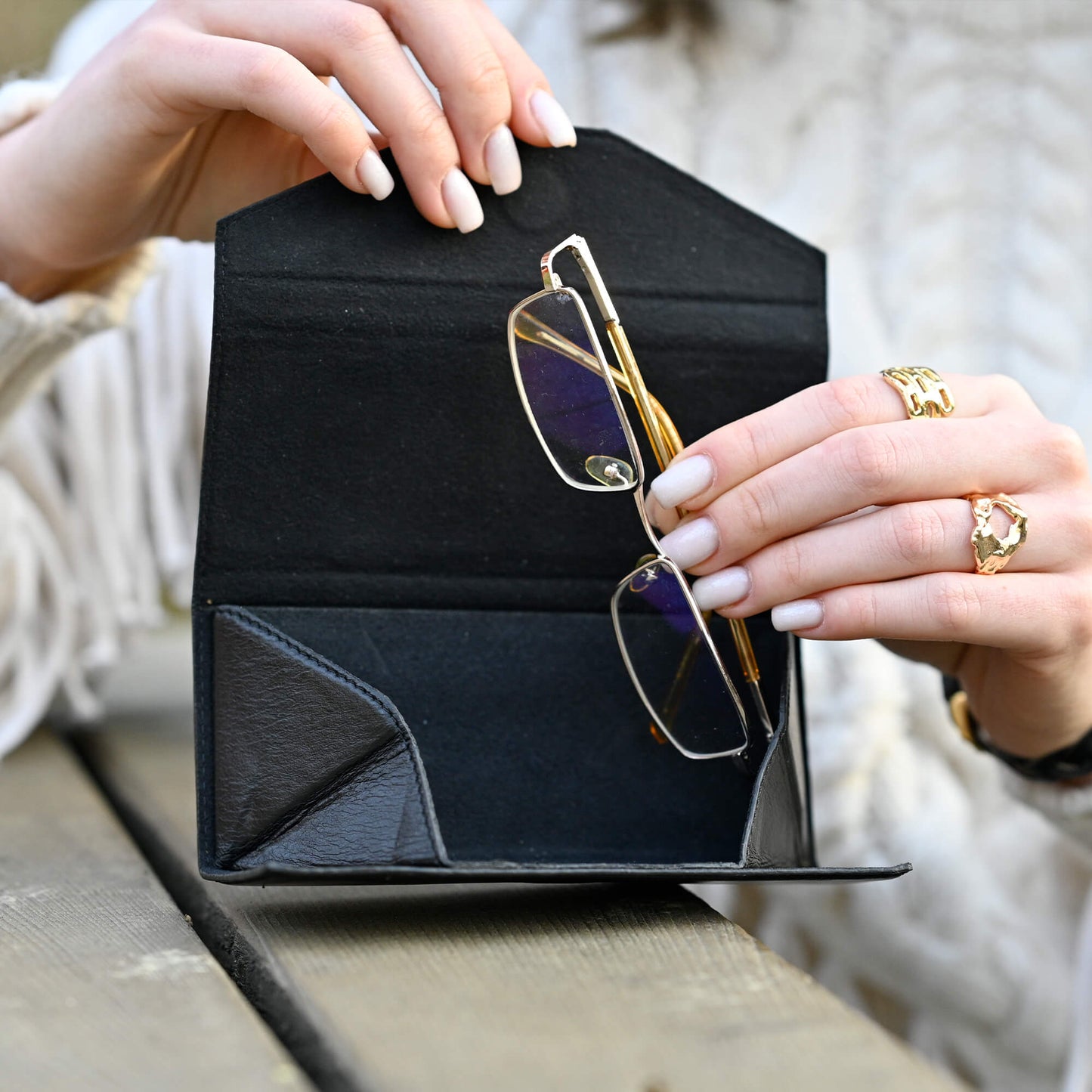 EyeGlasses Collapsible Case - OXA