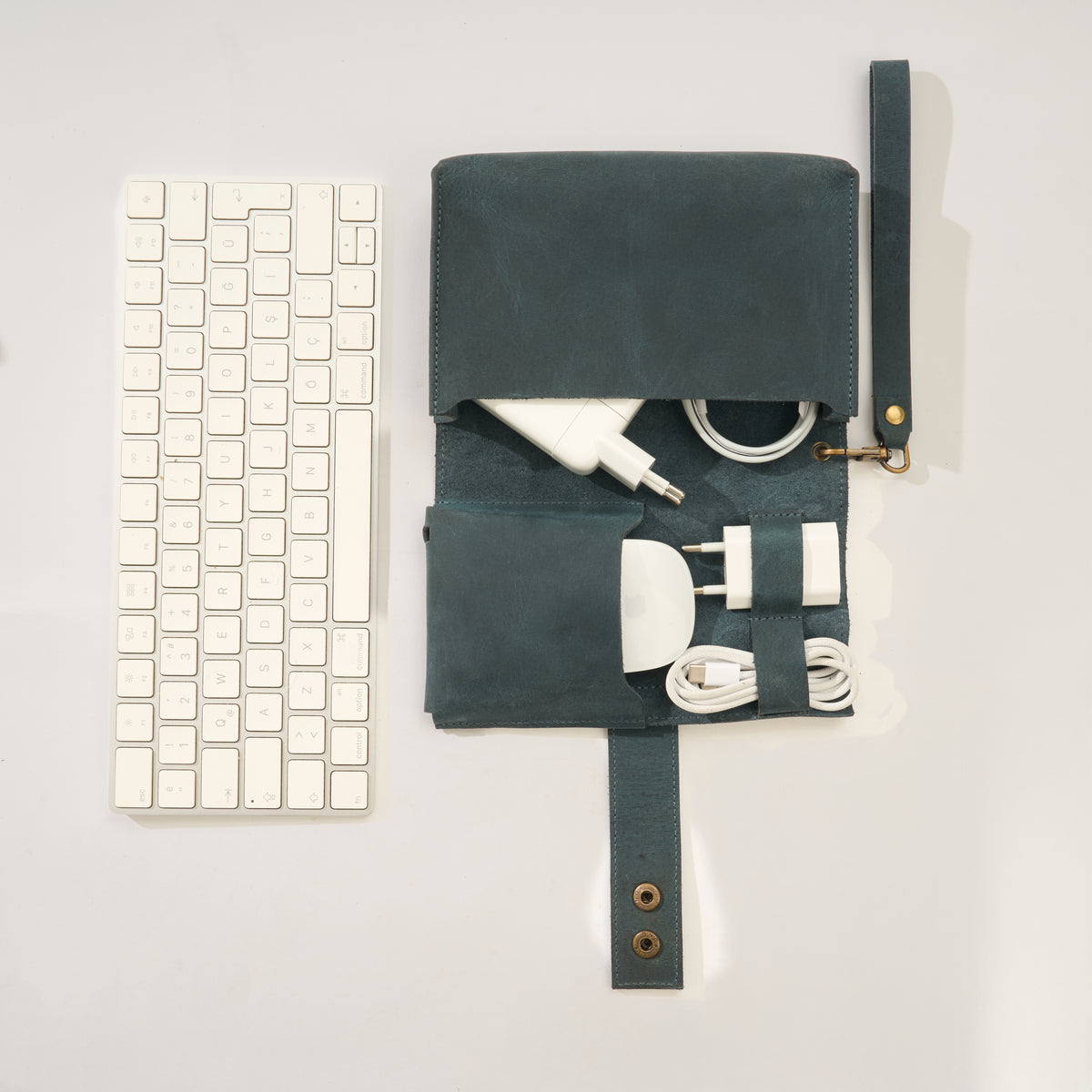 Cable Organizer Bifold