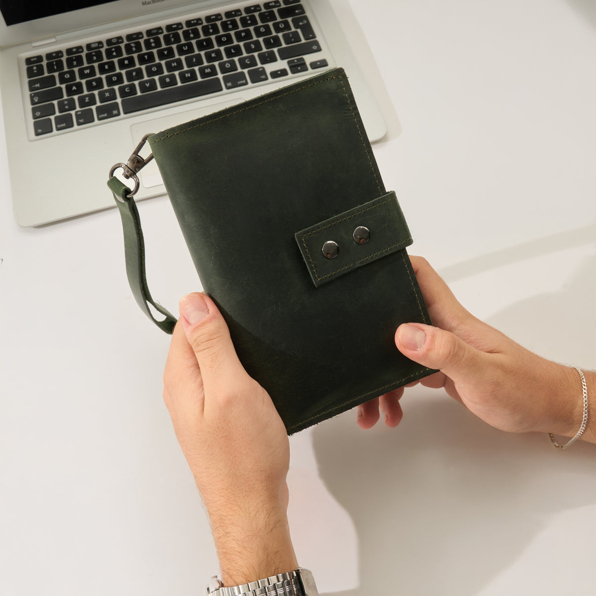 Cable Organizer Bifold