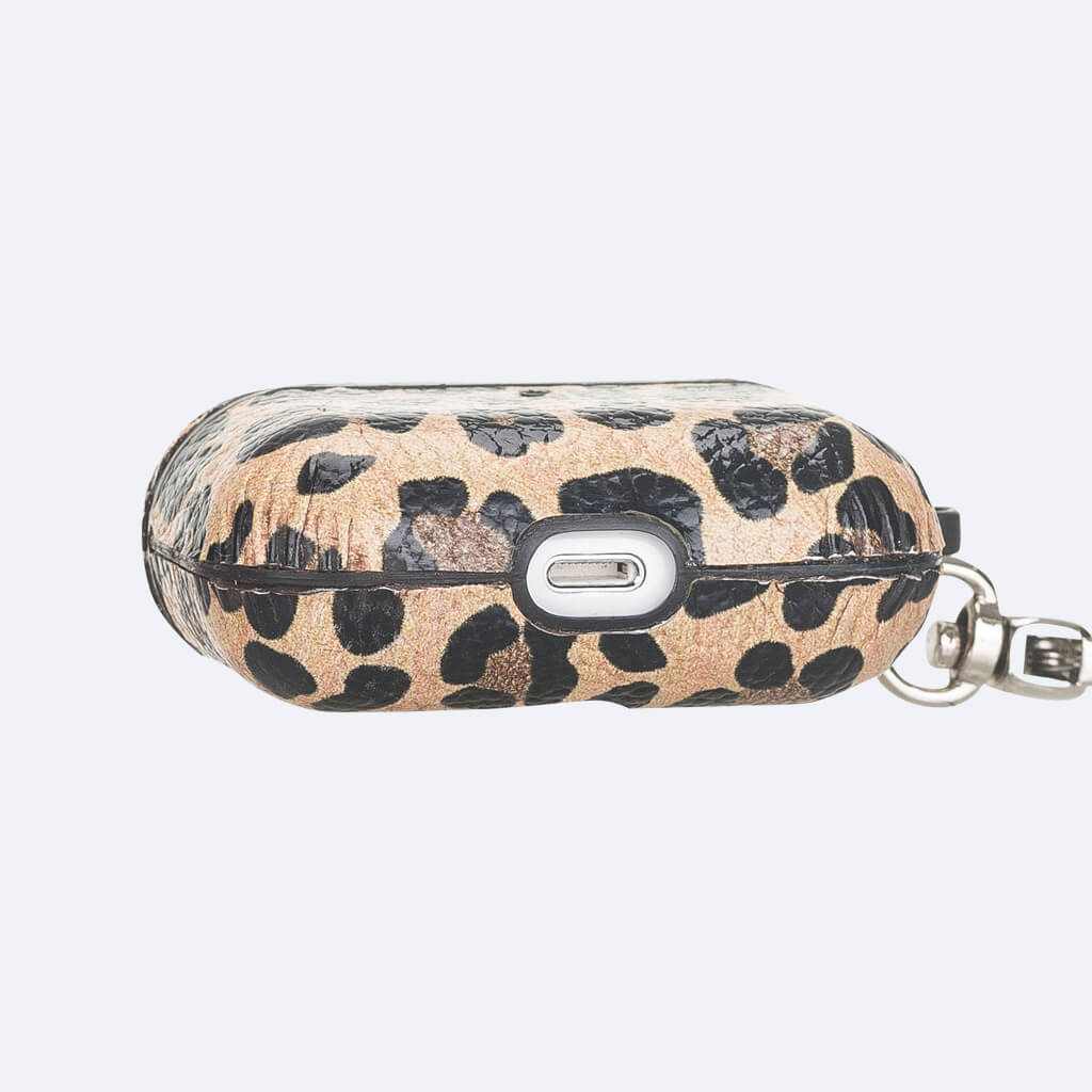 Leather Airpods Pro Case with Hook | Oxa Leather 18